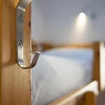 旅馆 库鲁科斯旅舍 *