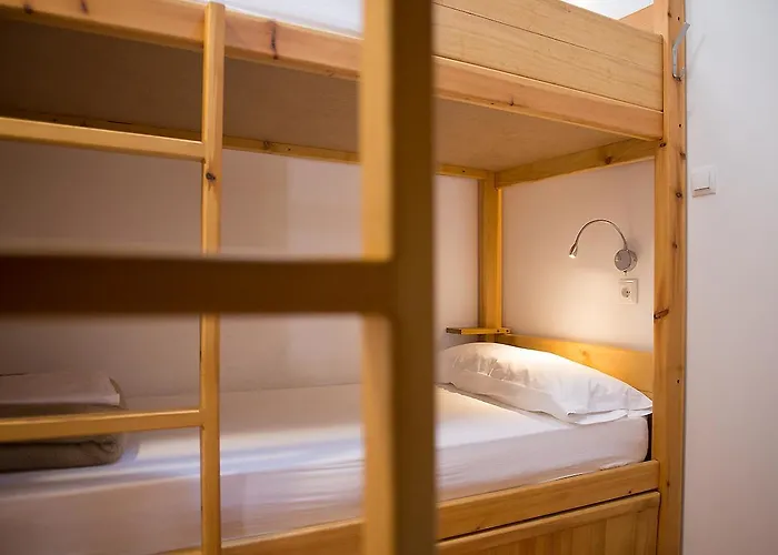 Crux Hostel Adahuesca